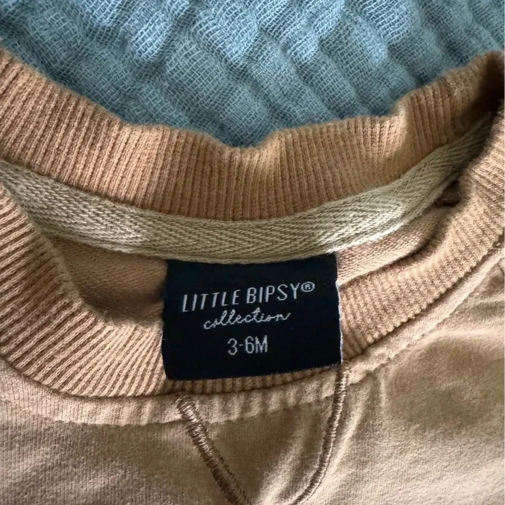 Kids Cozy Drawstring Jogger Outfit in Camel